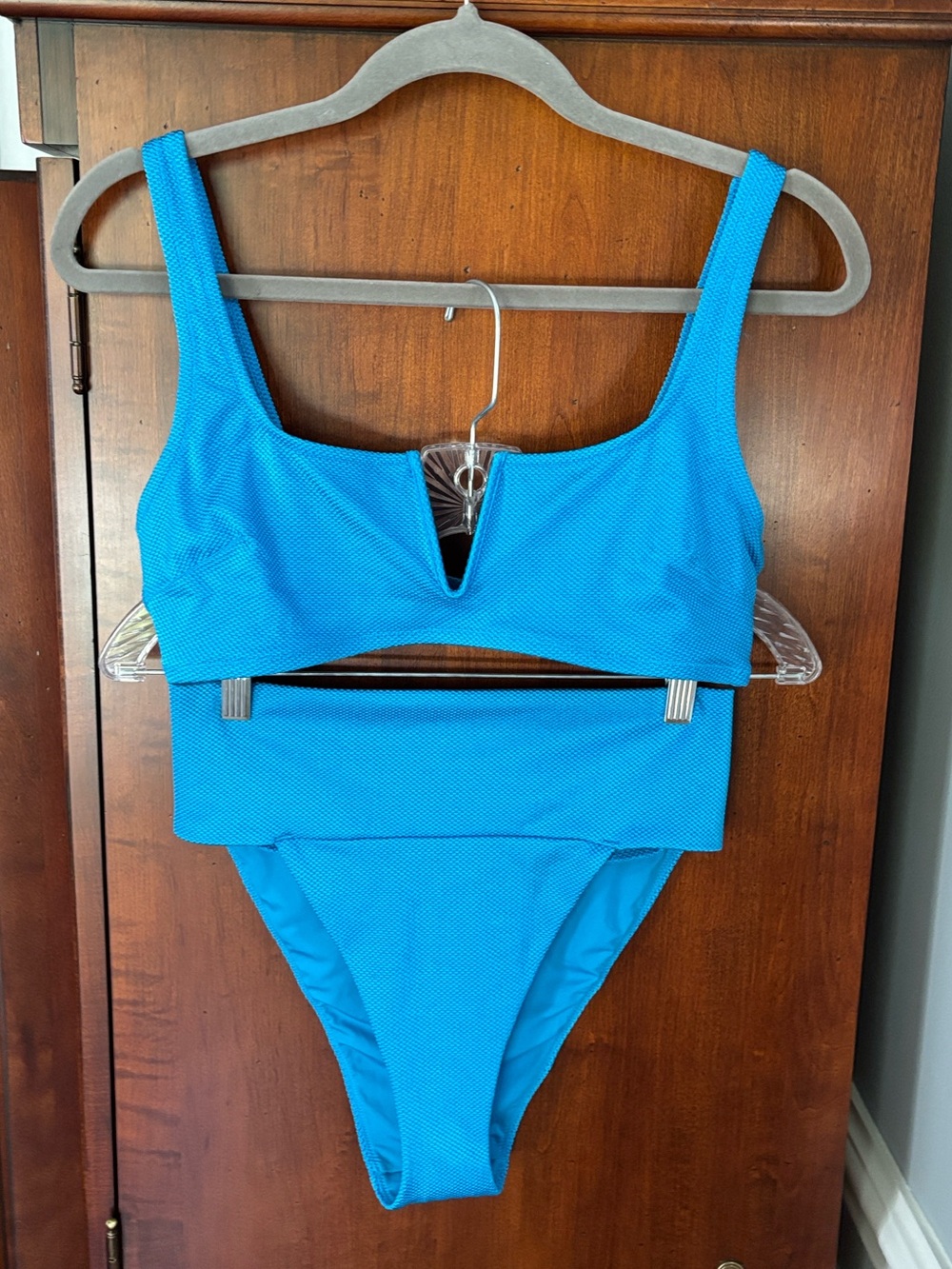 Aerie Bikini Set, Shine Pique V-Wire Scoop  Top/ High Cut Cheeky Bottoms